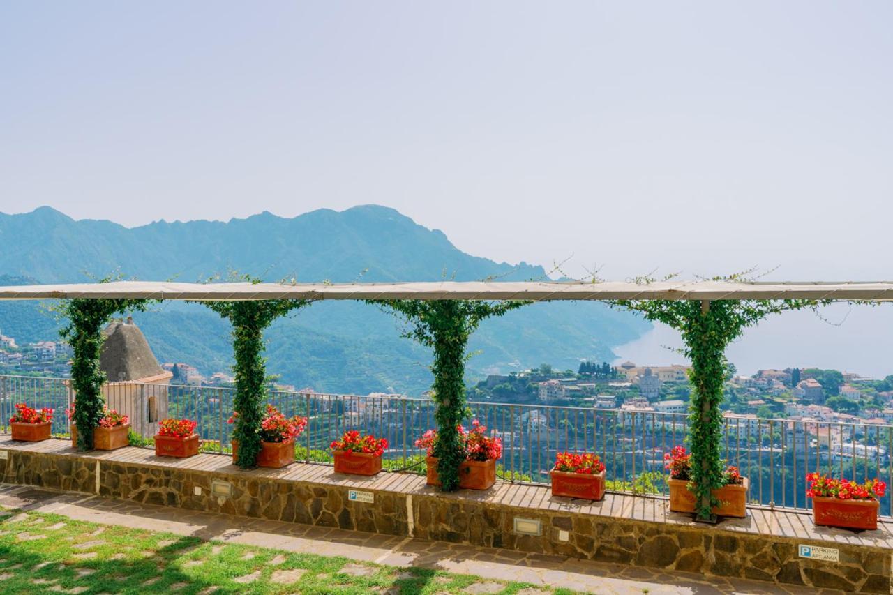 Appartamento Anna In Villa Laura Scala Bagian luar foto