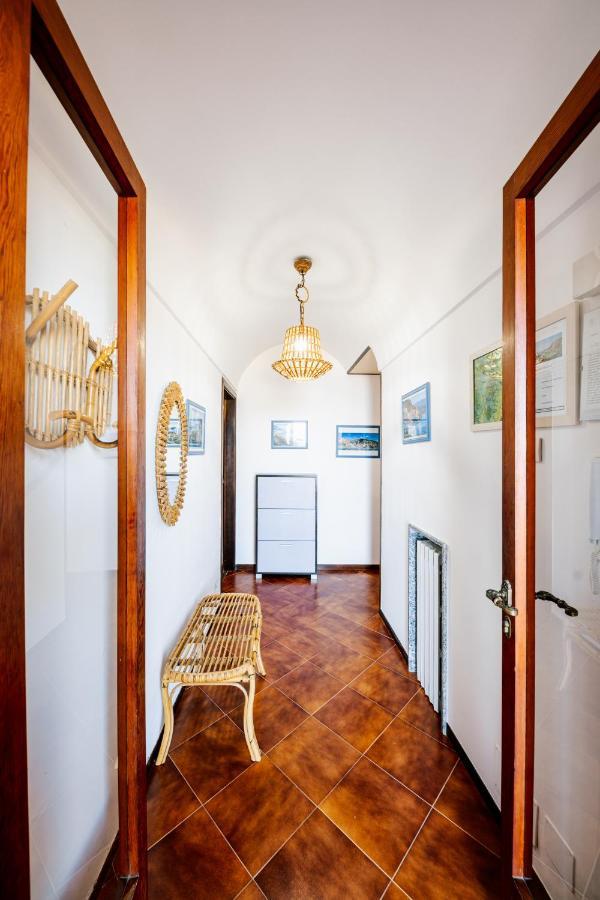 Appartamento Anna In Villa Laura Scala Bagian luar foto